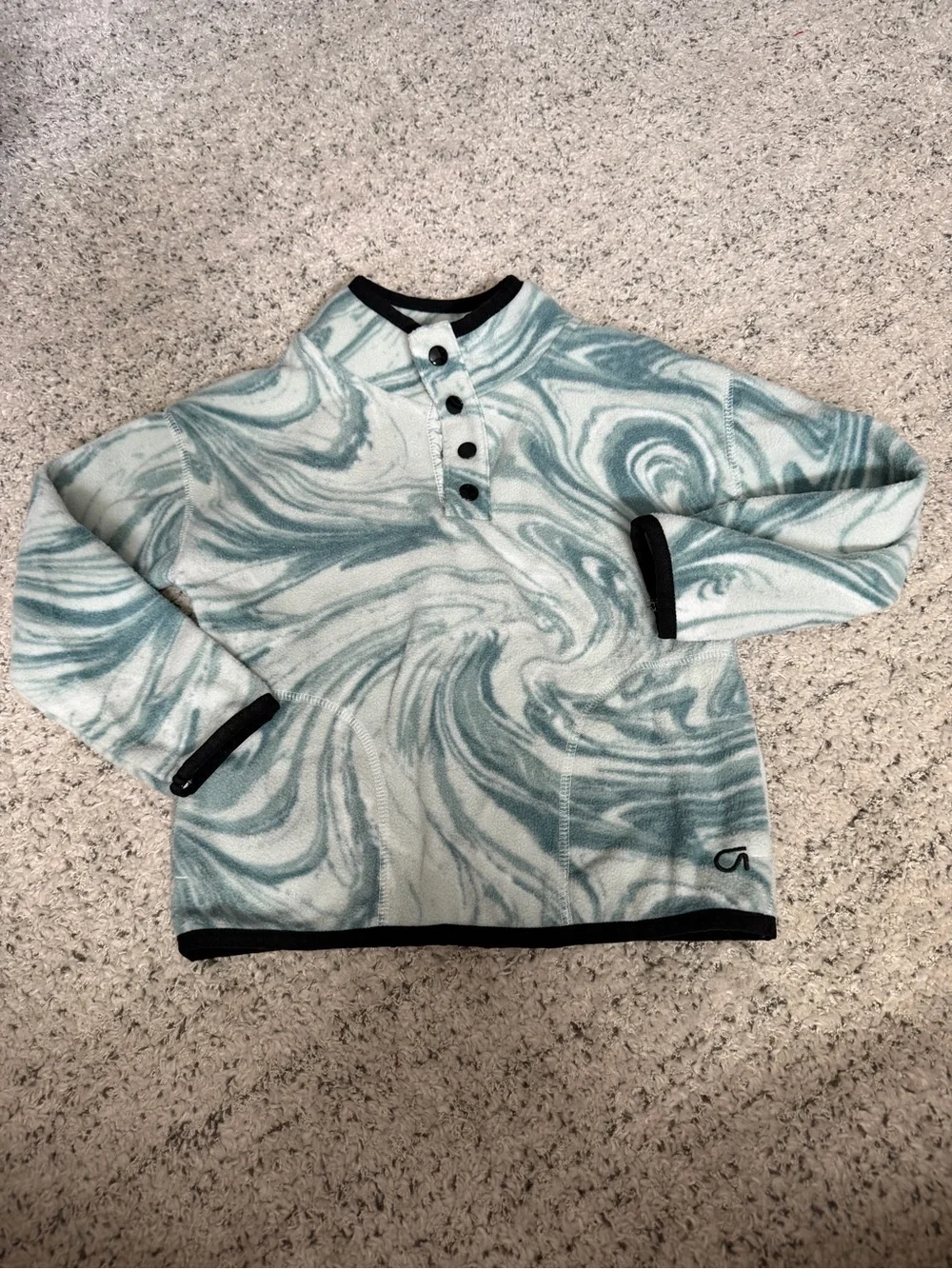 GAP Blue-Green Swirl Fleece Pullover with Black Trim Euc size 4